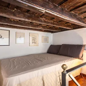 Monti Flat In Apartment